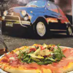 Pizza proposée par le restaurant la Version Latine à Dijon
