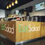 Eat Salad vous propose un choix varié de plats sur mesure à composer soi-même