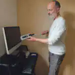 Fabien Lombardet intervient dans les habitations, les locaux professionnels mais aussi les fermes d’élevage