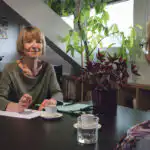 Avec l’empathie qui la caractérise, Anne Berger n’a pas son pareil pour vous écouter… et vous raconter