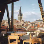 Vue imprenable depuis le rooftop de Pica Pica, au cœur de Dijon
