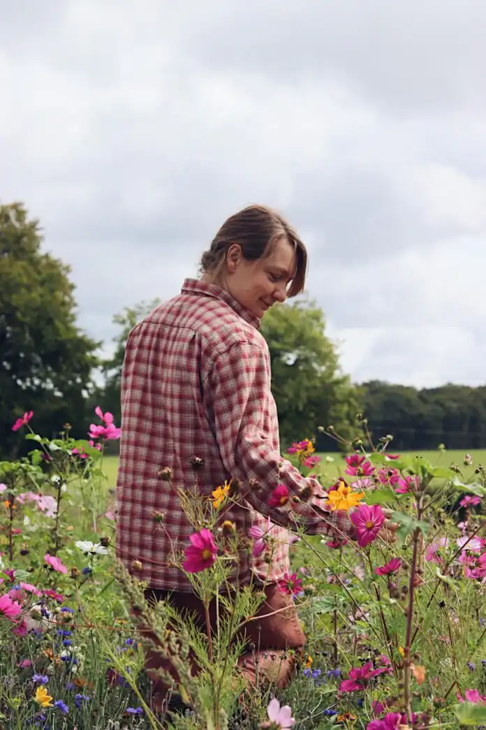 adeline-dousset Adeline Dousset cultive plantes aromatiques et médicinales, en harmonie avec la nature