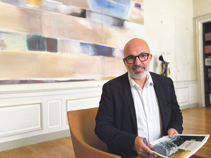 antoine-hoareau Antoine Hoareau, Premier adjoint à la maire de Dijon, vice-président de Dijon Métropole et président d'Odivea